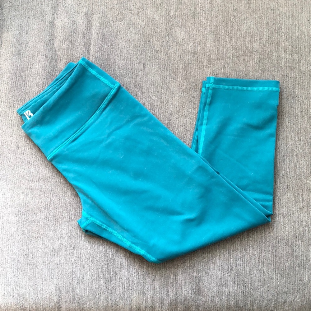 Buffbunny Camilla Crop in Lagun